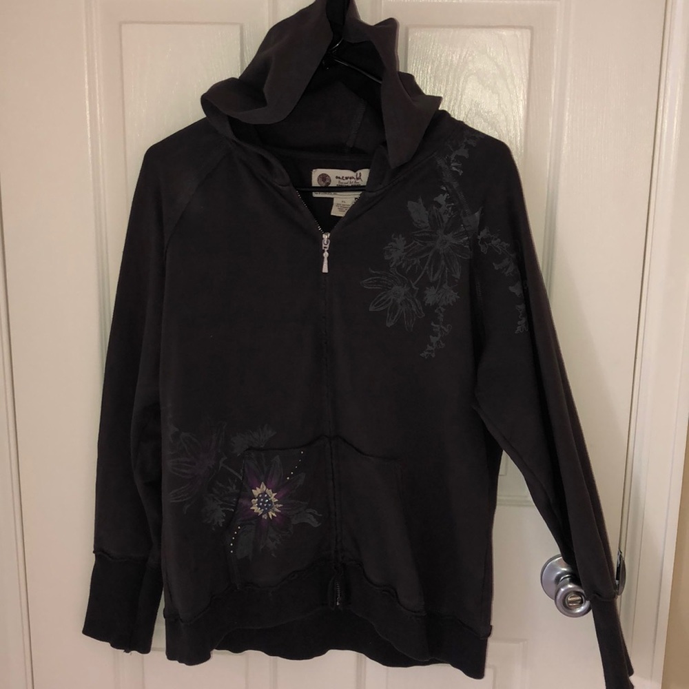 One world cute gray hoodie with stones sz XL